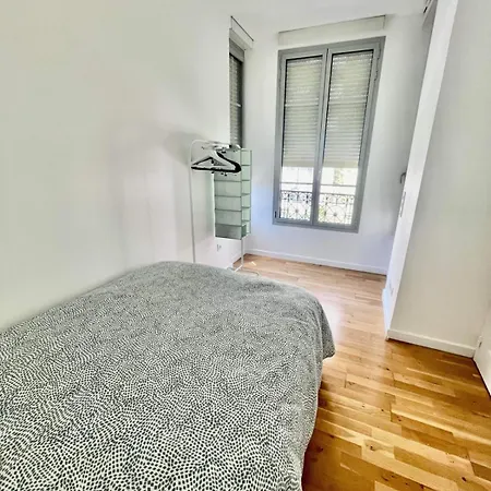 Two-rooms With Balcony In Lägenhet *