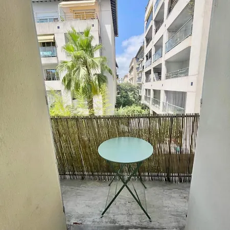Apartamento Two-rooms With Balcony In *